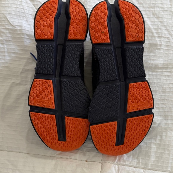 ON Cloudgo Running Shoes - Blue and Orange - Picture 3 of 9